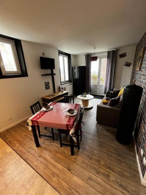 Chez Rose Apartment Ault Bagian luar foto